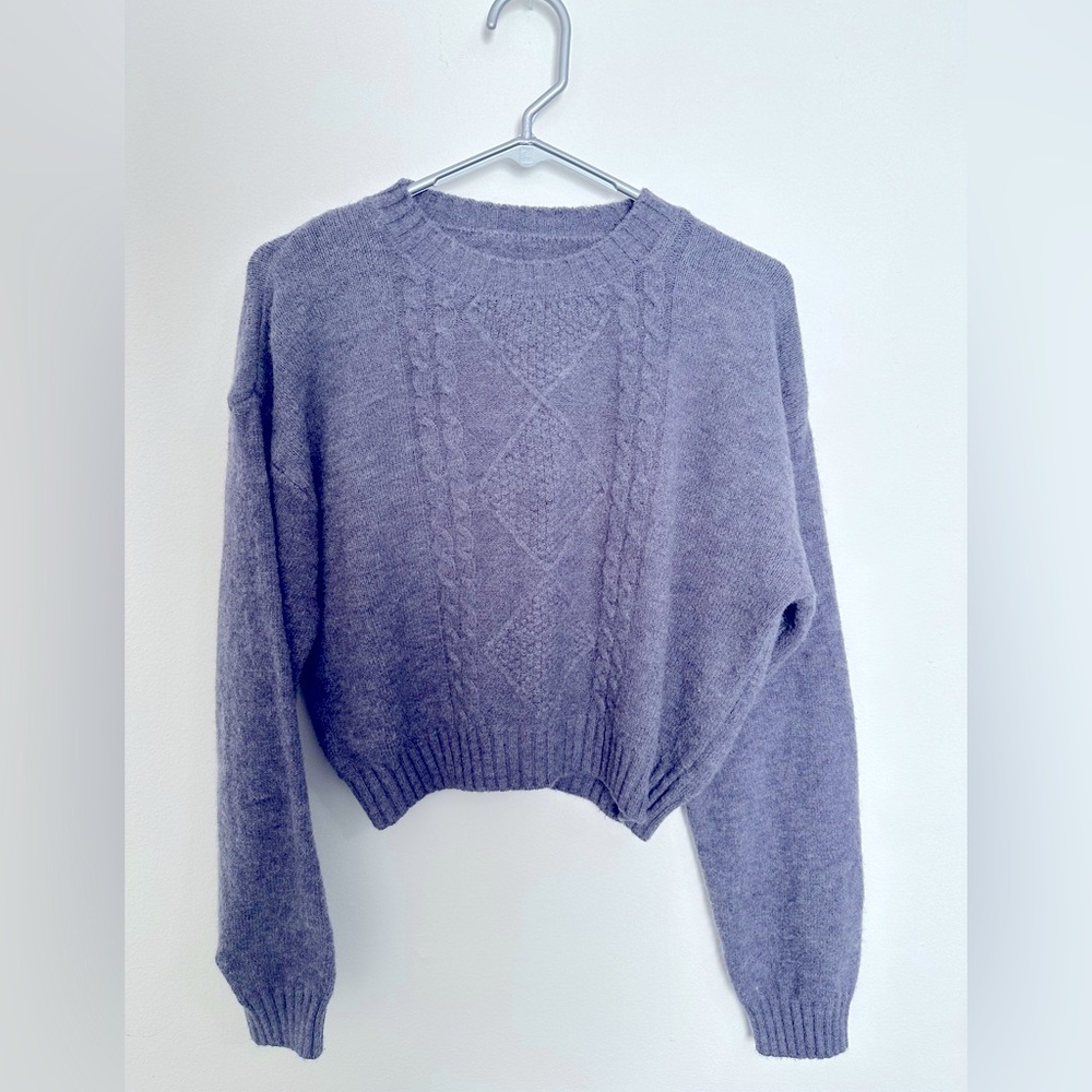 Crop sweater
